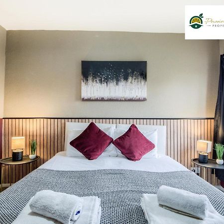 3 Bedroom House With 5 Beds House By Passionfruit Properties Near Coventry City Centre - Bcc Zewnętrze zdjęcie