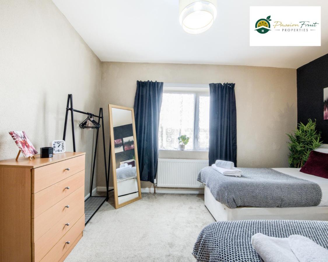 3 Bedroom House With 5 Beds House By Passionfruit Properties Near Coventry City Centre - Bcc Zewnętrze zdjęcie